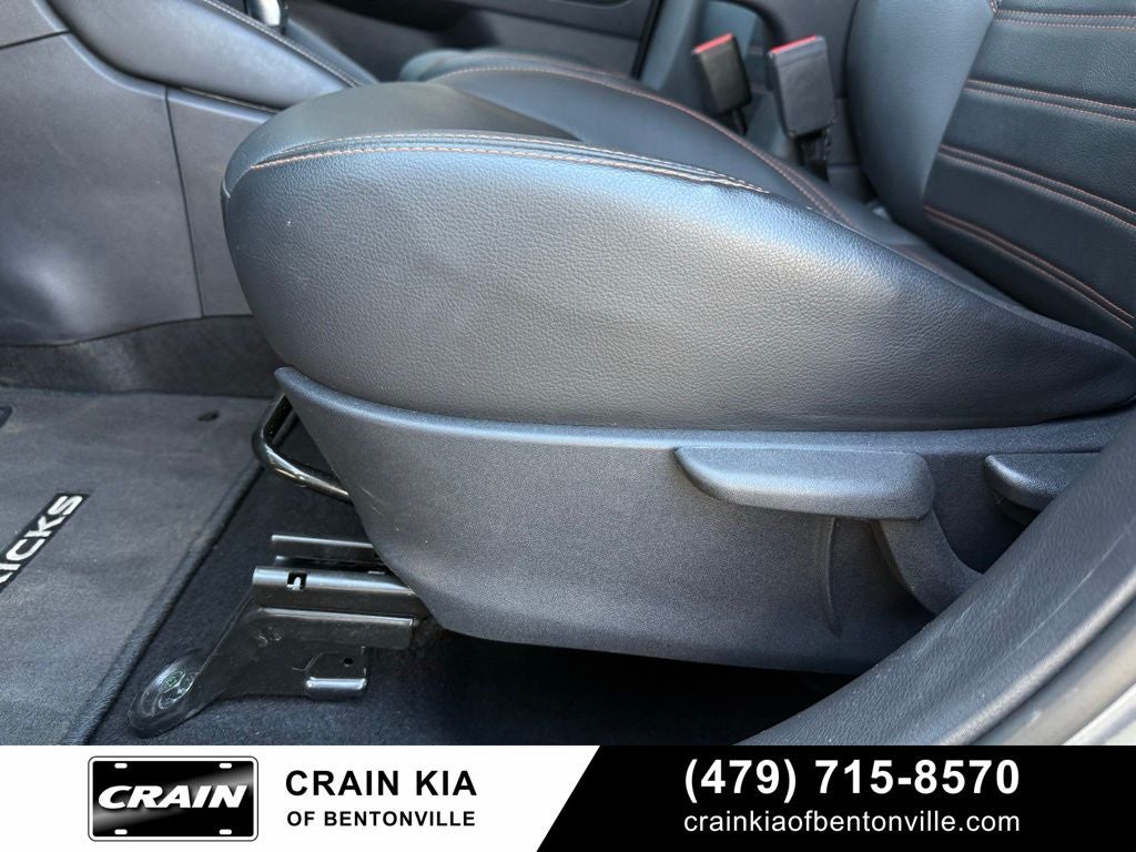 2020 Nissan Kicks SR - CARFAX HISTORY