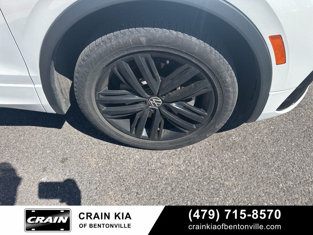 2022 Volkswagen Tiguan 2.0T SE R-Line Black - AWD / SUNROOF / CARFAX ONE OWNER