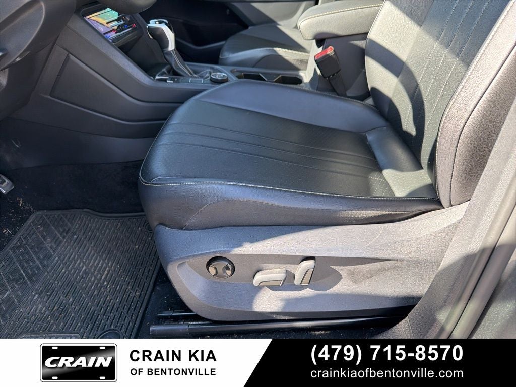 2022 Volkswagen Tiguan 2.0T SE R-Line Black - AWD / PANORAMIC SUNROOF / CLEAN CARFAX