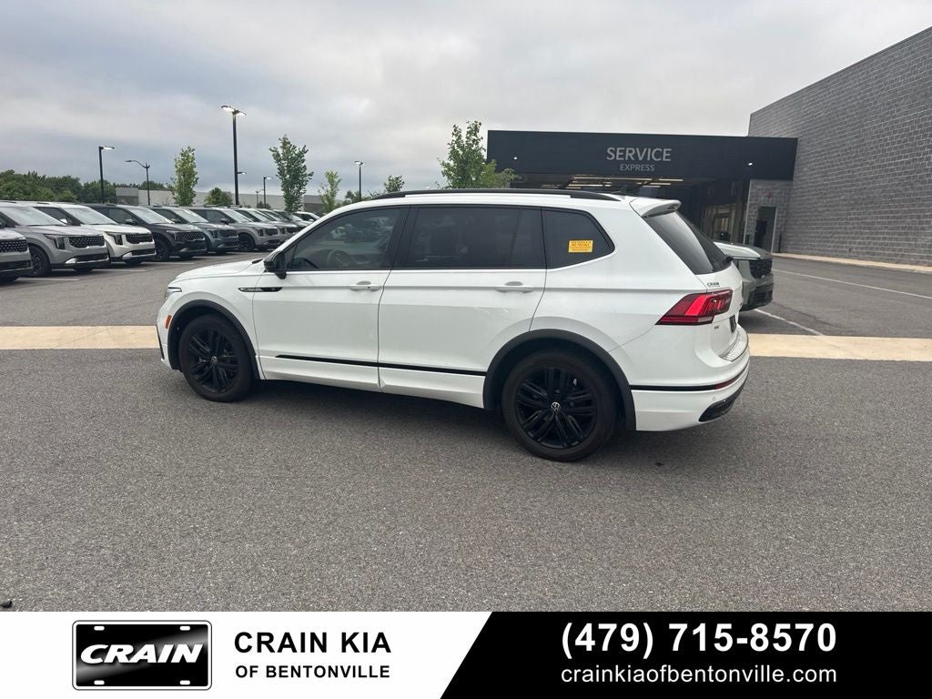 2022 Volkswagen Tiguan 2.0T SE R-Line Black - SUNROOF