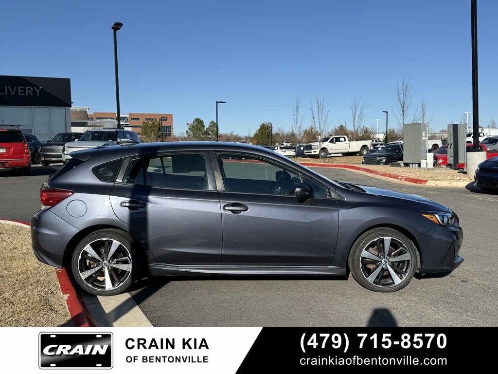2017 Subaru Impreza 2.0i Sport - AWD / CLEAN CARFAX