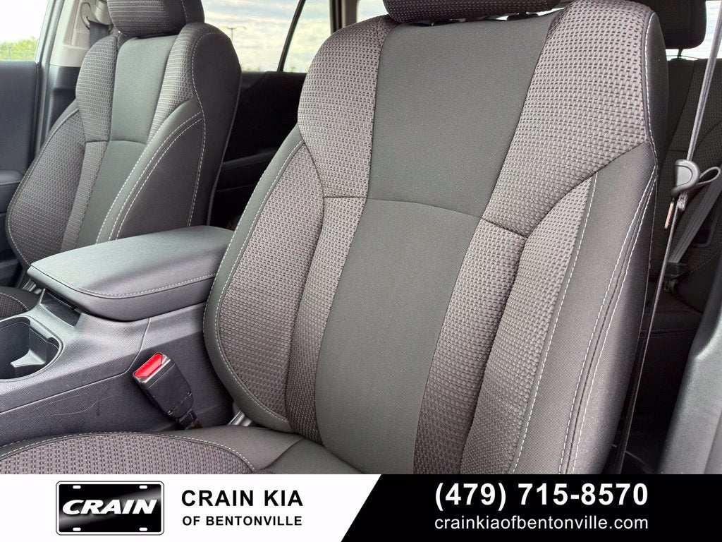 2025 Subaru Outback Premium - AWD / CLEAN CARFAX / ONE OWNER