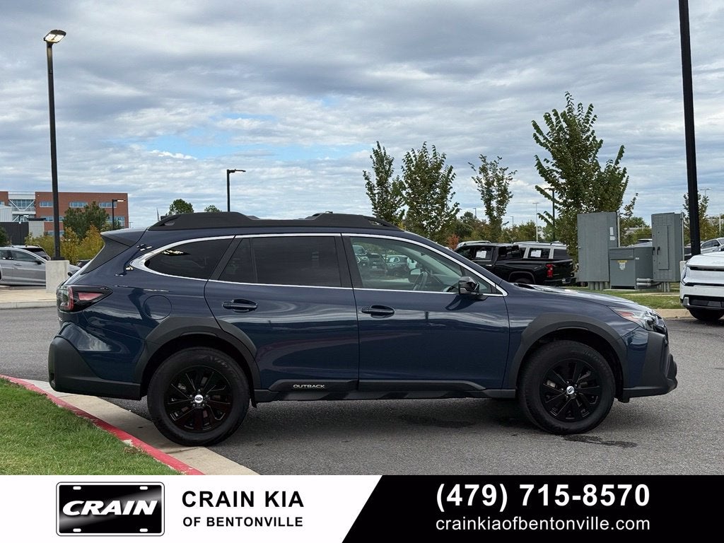 2025 Subaru Outback Premium - AWD / CLEAN CARFAX / ONE OWNER