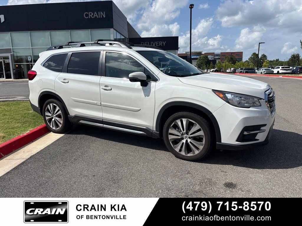 2022 Subaru Ascent Limited - AWD / PANORAMIC SUNROOF / ONE OWNER