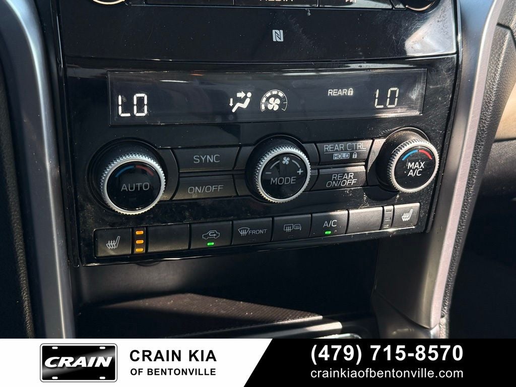 2022 Subaru Ascent Limited - AWD / PANORAMIC SUNROOF / CARFAX ONE OWNER