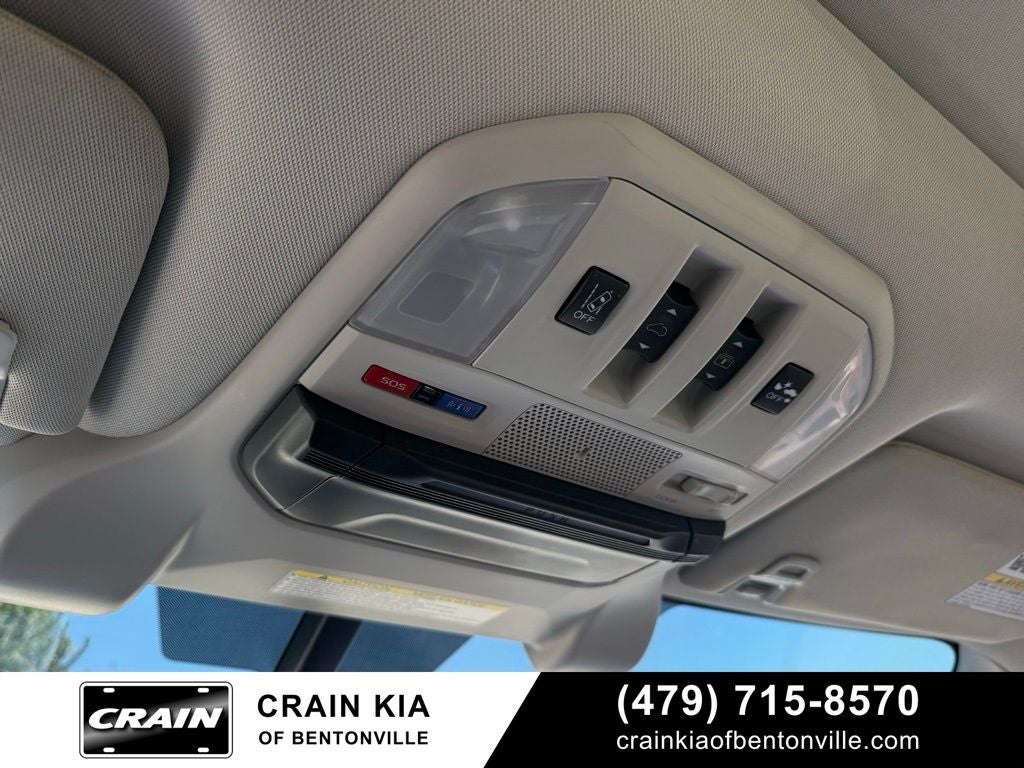 2022 Subaru Ascent Limited - AWD / PANORAMIC SUNROOF / CARFAX ONE OWNER