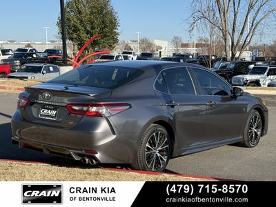 2018 Toyota Camry SE - LEATHER