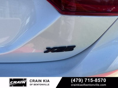 2019 Toyota Camry XSE | CARFAX ONE OWNER!
