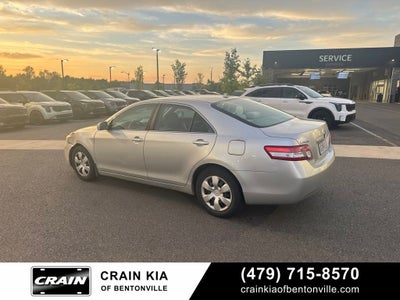 2010 Toyota Camry LE - CLEAN CARFAX