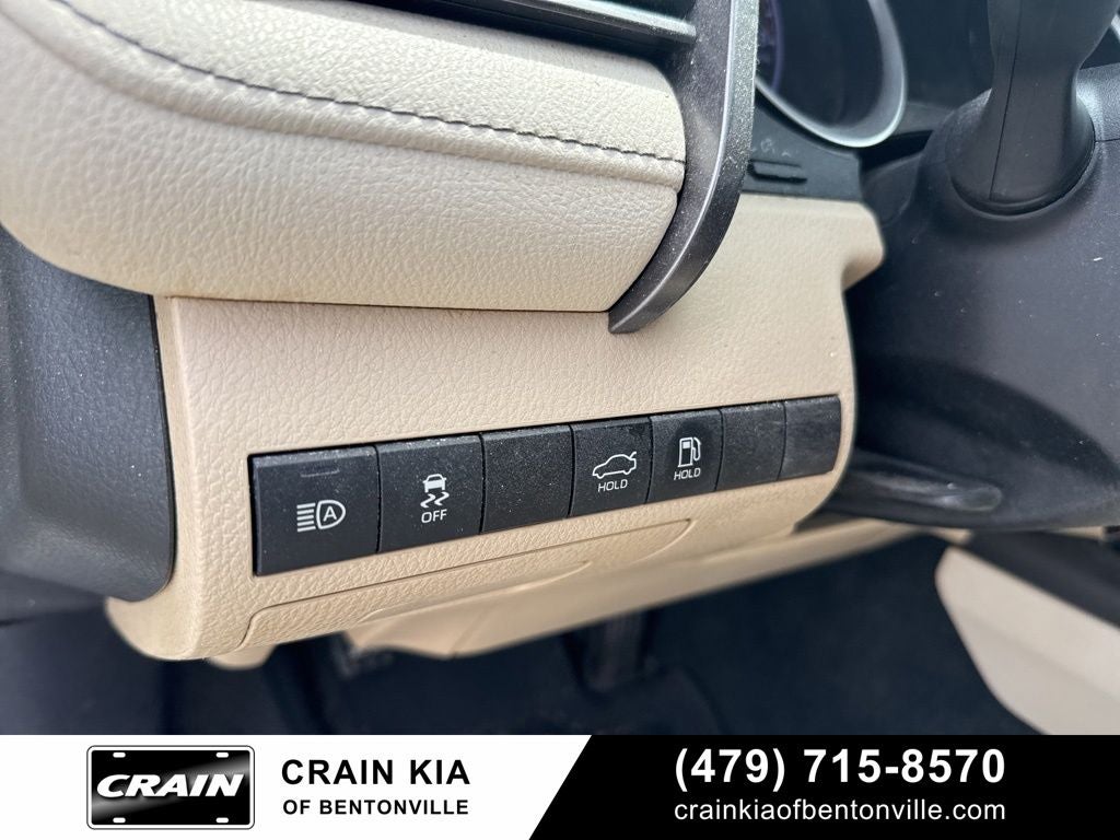 2023 Toyota Camry LE - CLEAN CARFAX / ONE OWNER