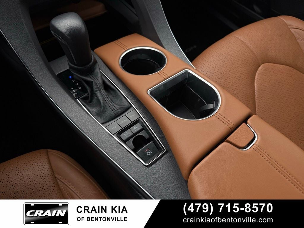 2022 Toyota Avalon Hybrid Limited - SUNROOF / CLEAN CARFAX