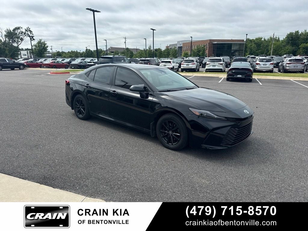 2025 Toyota Camry LE - CLEAN CARFAX / ONE OWNER