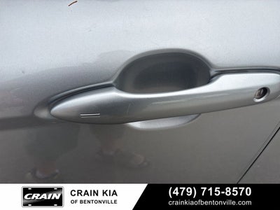 2020 Toyota Camry Hybrid XLE - HYBRID!