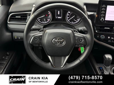 2024 Toyota Camry SE - CLEAN CARFAX / ONE OWNER