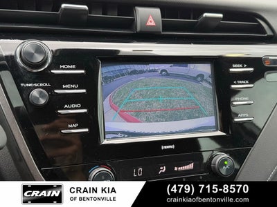 2020 Toyota Camry SE - CLEAN CARFAX / ONE OWNER