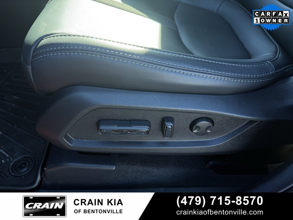 2025 Honda Pilot EX-L - AWD / CLEAN CARFAX / ONE OWNER