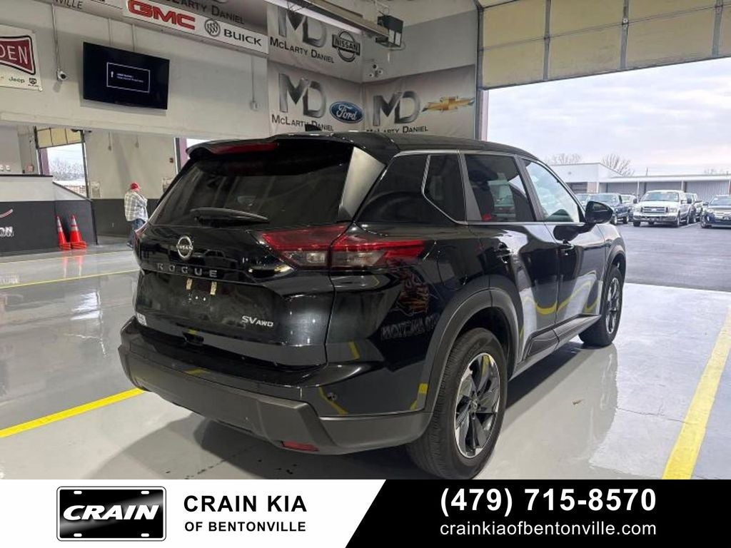 2024 Nissan Rogue SV - AWD / CLEAN CARFAX / ONE OWNER