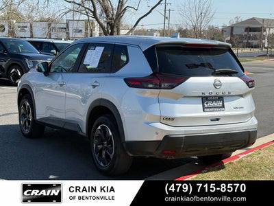 2024 Nissan Rogue SV - AWD / CLEAN CARFAX / ONE OWNER