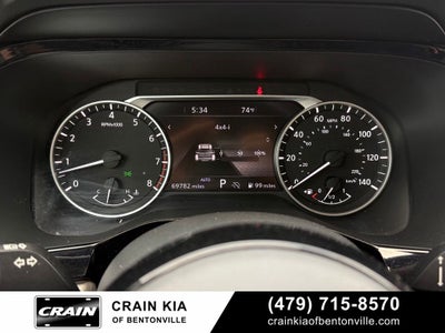 2022 Nissan Pathfinder SL - 4WD / CLEAN CARFAX