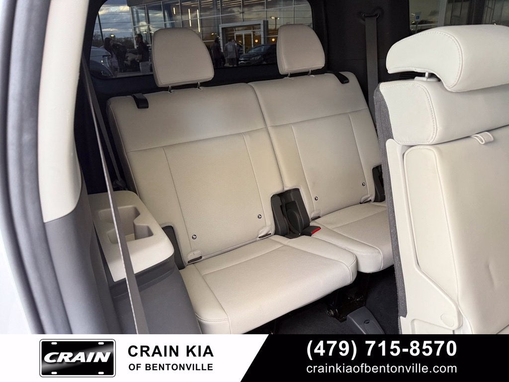 2025 Hyundai SANTA FE SEL - CARFAX ONE OWNER