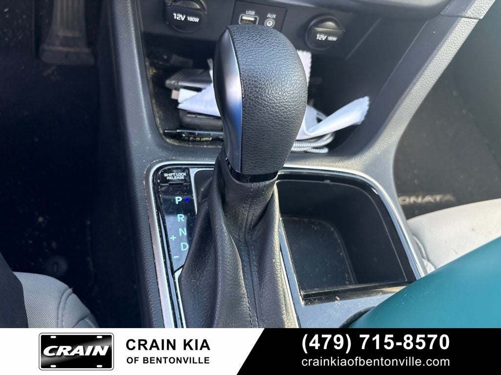 2019 Hyundai SONATA SE - CARFAX ONE OWNER