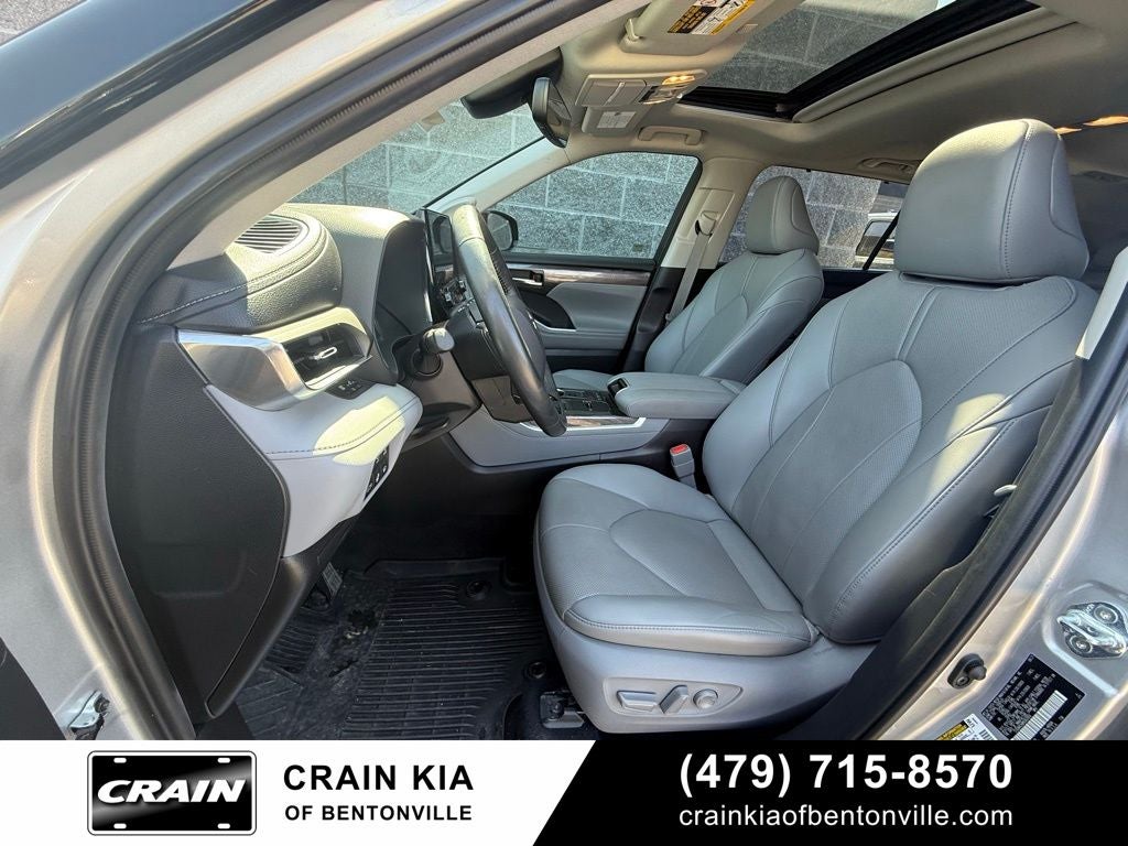 2021 Toyota Highlander Hybrid Limited - HYBRID! / AWD / SUNROOF / ONE OWNER