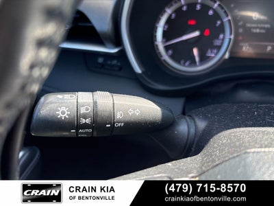 2022 Toyota Highlander XLE - AWD / SUNROOF / CLEAN CARFAX