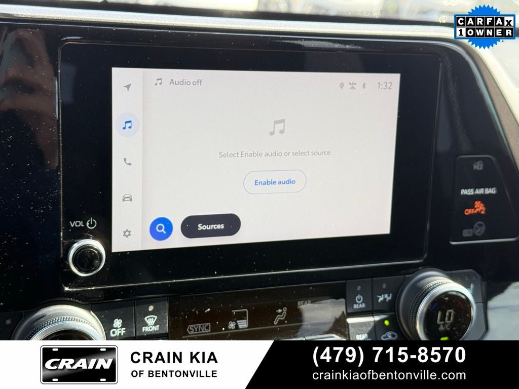 2023 Toyota Highlander XLE - SUNROOF / CARFAX ONE OWNER