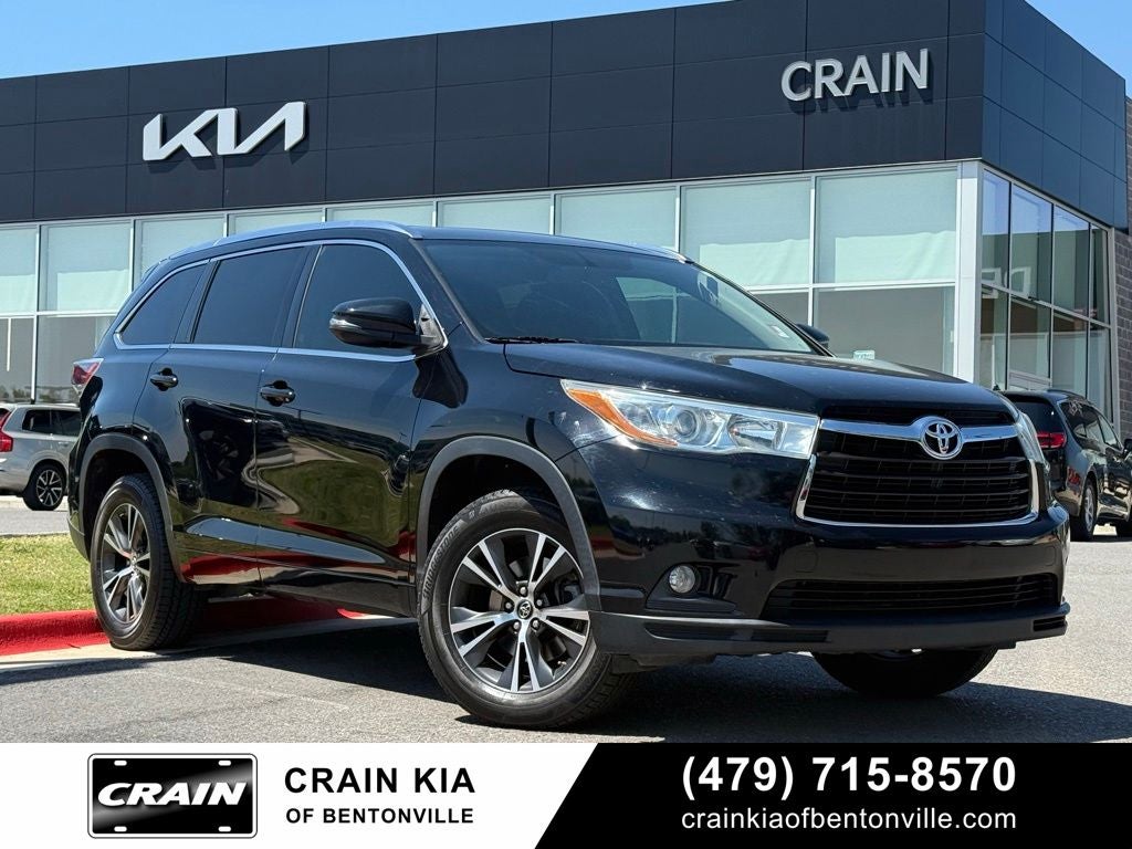 2016 Toyota Highlander XLE V6 - SUNROOF / CLEAN CARFAX / 3RD ROW