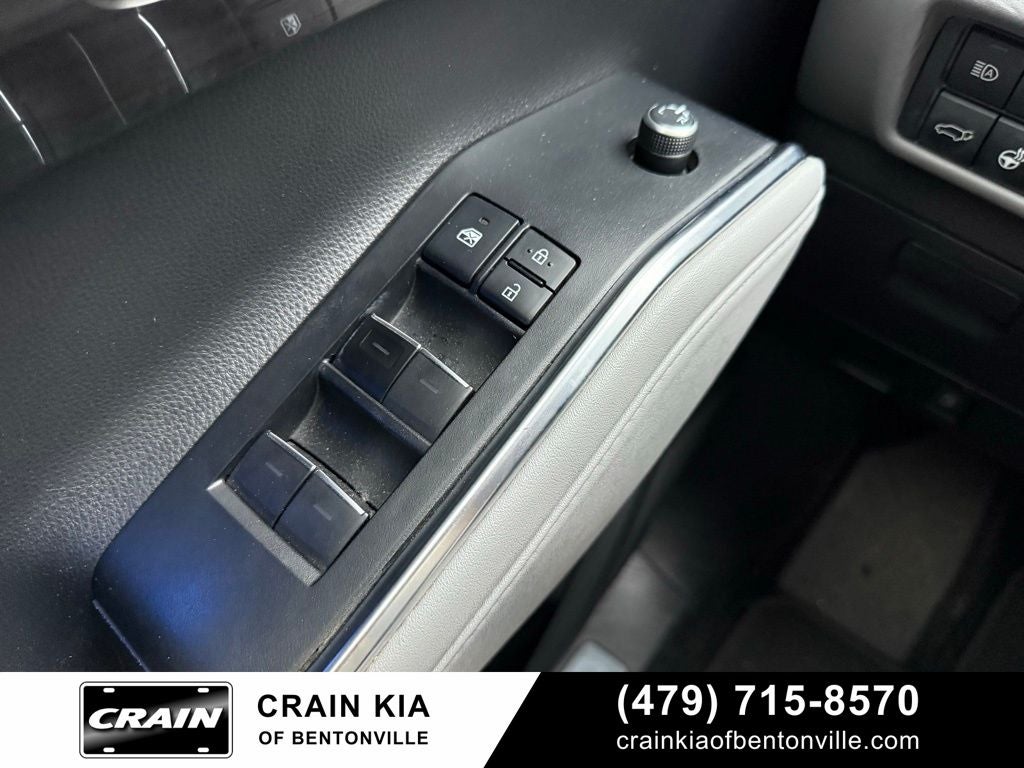 2020 Toyota Highlander Limited - CLEAN CARFAX / SUNROOF