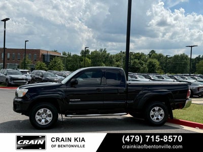 2013 Toyota Tacoma Base - 4WD / CARFAX ONE OWNER