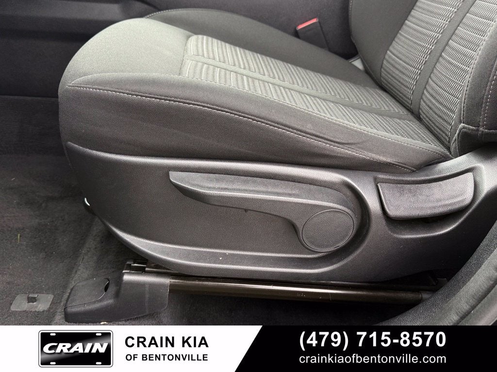 2022 Kia Sorento LX - AWD / CLEAN CARFAX