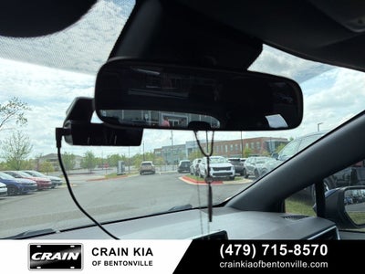 2020 Toyota Corolla SE - CLEAN CARFAX HISTORY