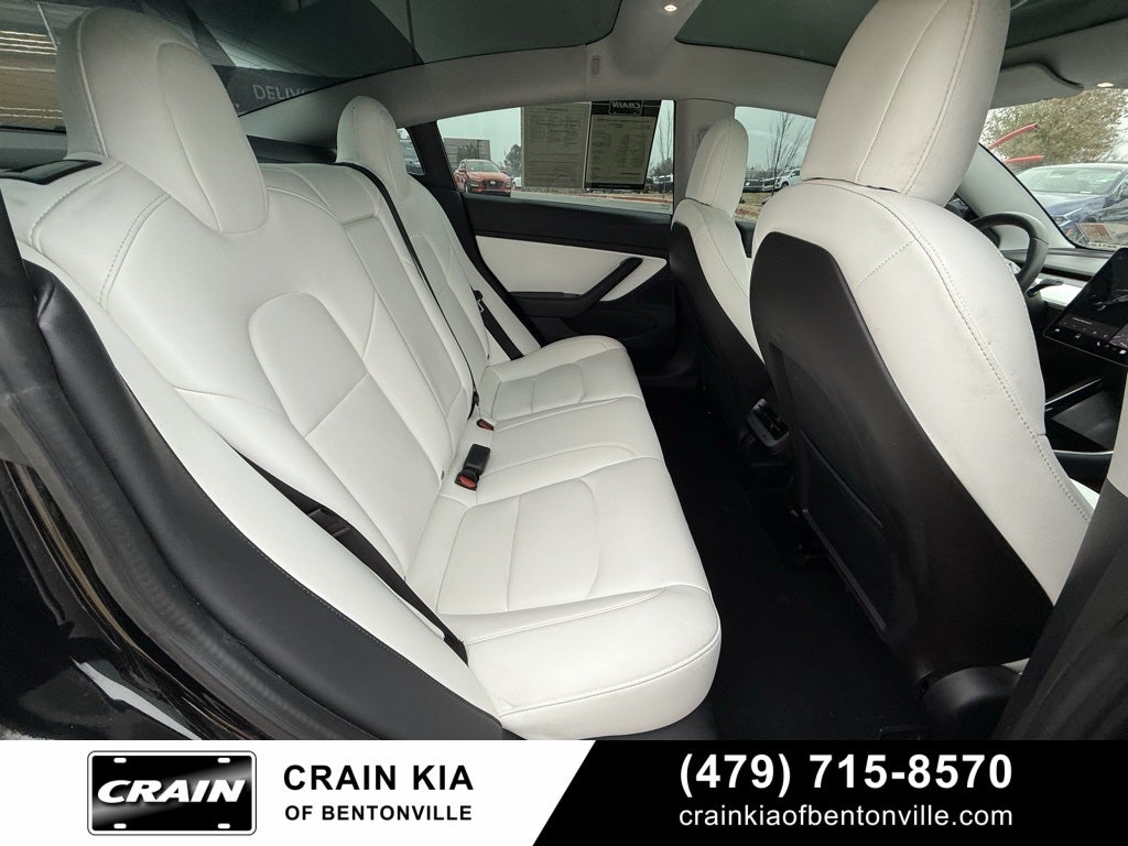 2020 Tesla Model 3 Long Range - AWD / CLEAN CARFAX