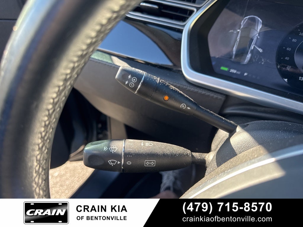 2013 Tesla Model S Base - CLEAN CARFAX / SUNROOF