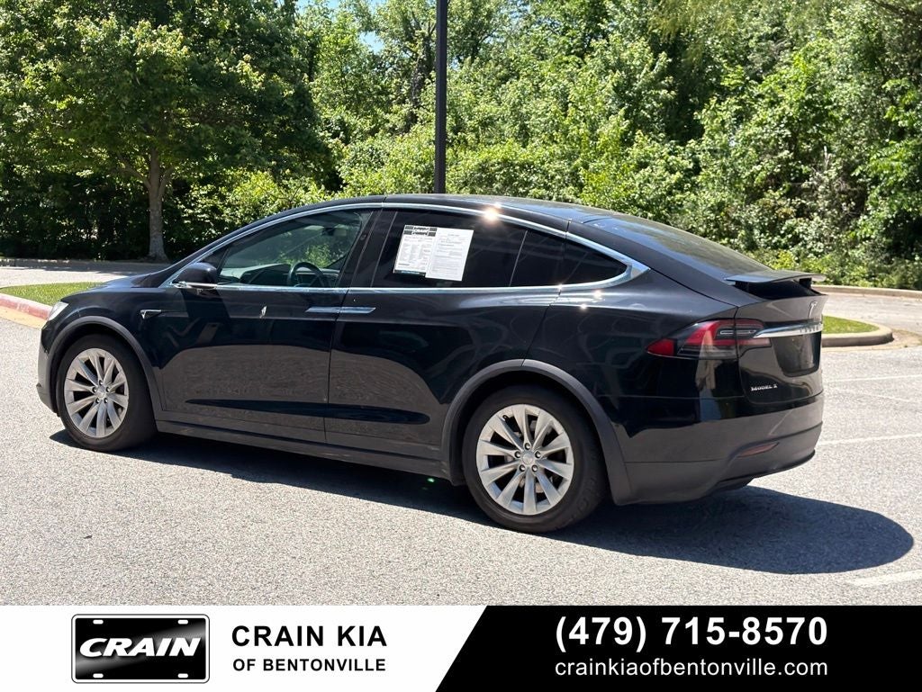 2017 Tesla Model X 75D - AWD / CLEAN CARFAX