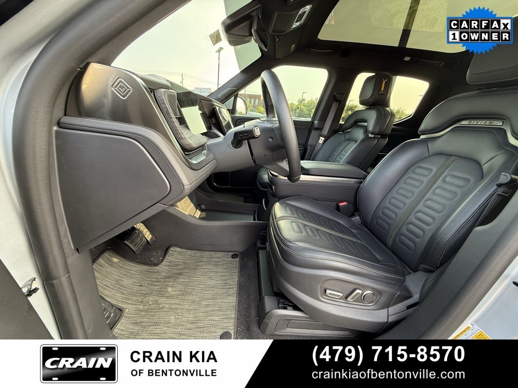 2025 Rivian R1T Adventure Dual Motor Standard Pack - AWD / CLEAN CARFAX / ONE OWNER