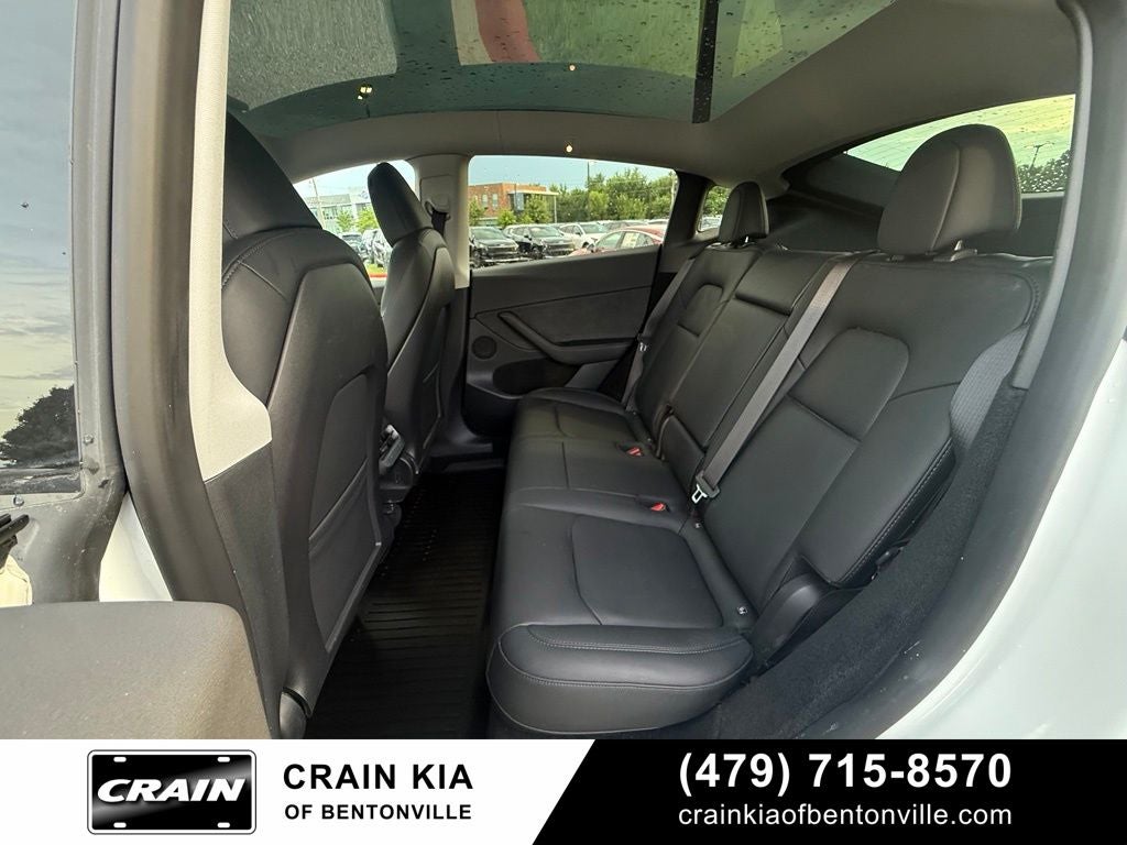 2023 Tesla Model Y Long Range - AWD / CLEAN CARFAX / ONE OWNER