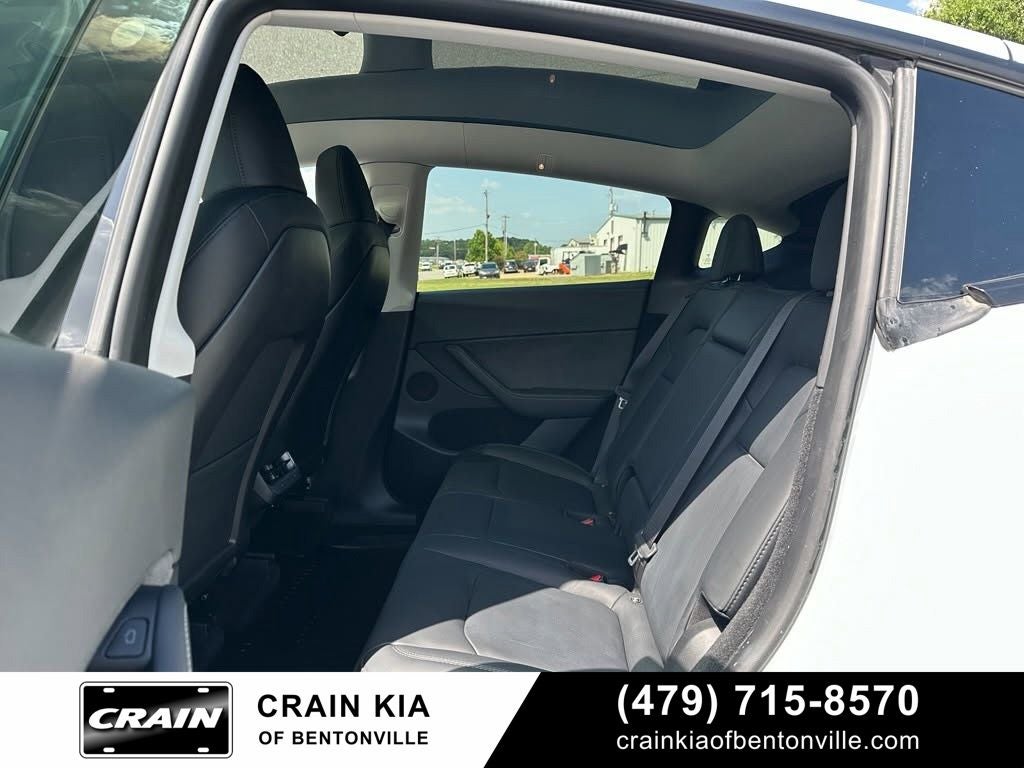 2023 Tesla Model Y Long Range - AWD / CLEAN CARFAX / ONE OWNER