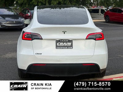 2023 Tesla Model Y Long Range - AWD / CLEAN CARFAX / ONE OWNER