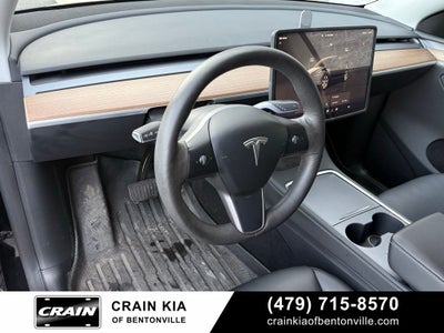 2023 Tesla Model Y Long Range - HW4 COMPUTER / AWD / CARFAX ONE OWNER