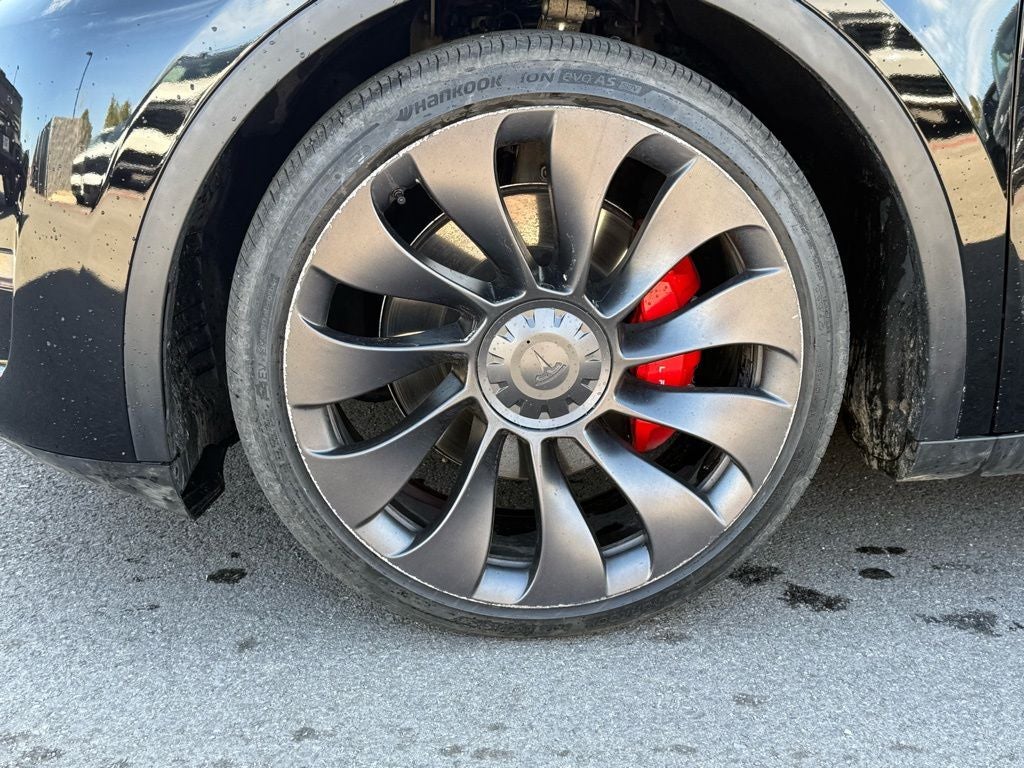 2023 Tesla Model Y Performance - AWD / CARFAX ONE OWNER