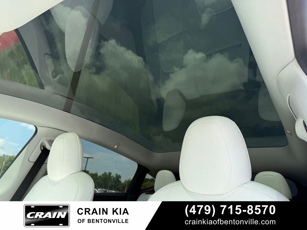2022 Tesla Model Y Performance - AWD / CLEAN CARFAX / WHITE INTERIOR