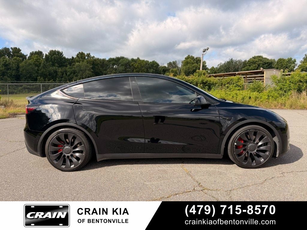 2022 Tesla Model Y Performance - AWD / CLEAN CARFAX / WHITE INTERIOR