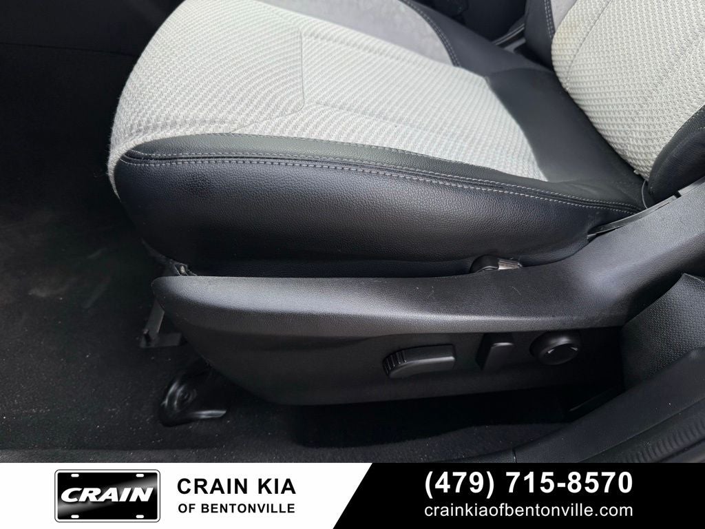 2023 Subaru Forester Premium - AWD / PANORAMIC SUNROOF / ONE OWNER