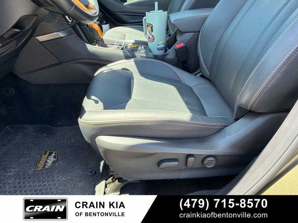 2023 Subaru Forester Wilderness - AWD / PANORAMIC SUNROOF / CLEAN CARFAX