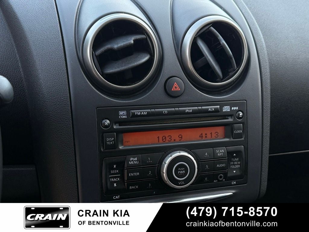 2013 Nissan Rogue S - AWD