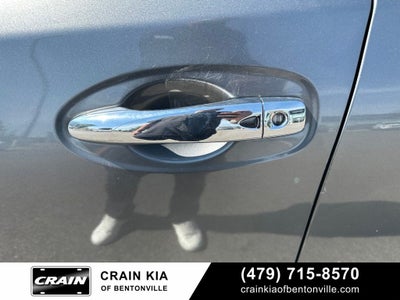2016 Nissan Rogue SV - AWD / CLEAN CARFAX