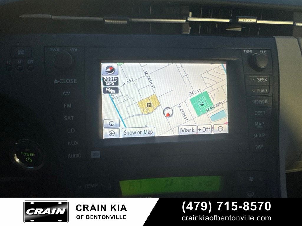 2011 Toyota Prius Four - SUNROOF / SOLAR PANEL ROOF