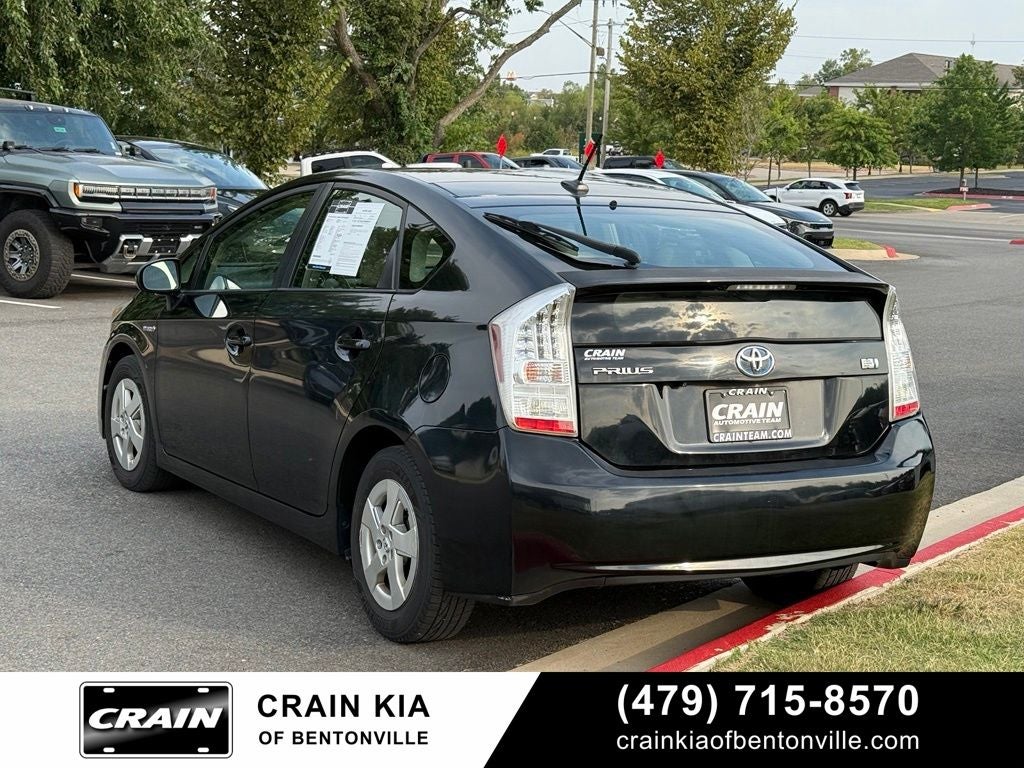 2011 Toyota Prius Four - SUNROOF / SOLAR PANEL ROOF
